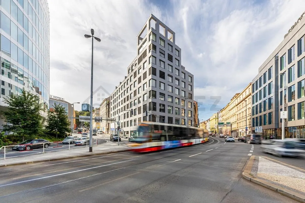 Mymozart Residence Lux Studio With Parking Included Prague Apartment